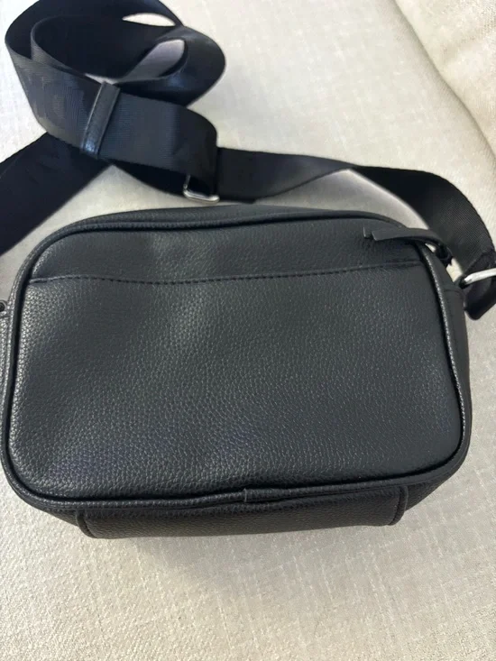 DKNY Black Pebbled Leather Belt Bag with Logo Strap - Picture 3 of 7